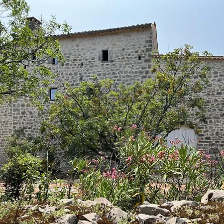 Villa Luxurious Family House With Pool In Ardeche. Les Vans