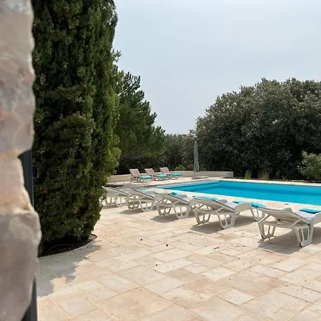 Luxurious Family House With Pool In Ardeche. Villa Les Vans