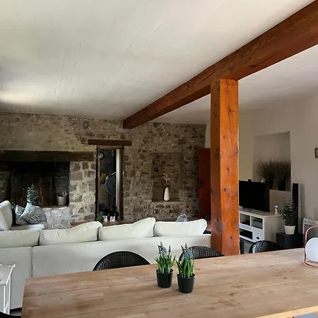 Luxurious Family House With Pool In Ardeche. Вилла Ле-Ван