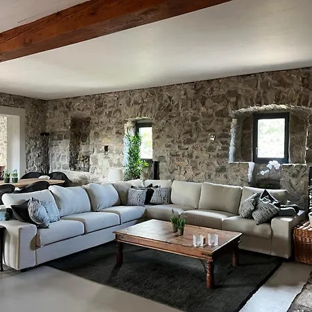Luxurious Family House With Pool In Ardeche. *